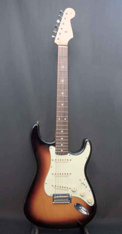 Fender Classic Player '60s Stratocaster with Rosewood Fretboard 2015 - 3-Color Sunburst