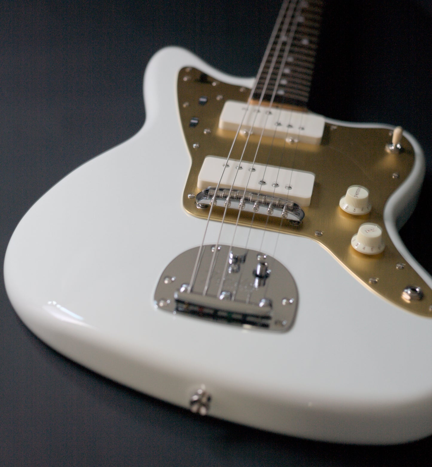 Fender Japan Traditional II '60s Jazzmaster 2022 MIJ - Olympic White w/ CuNiFe pickups