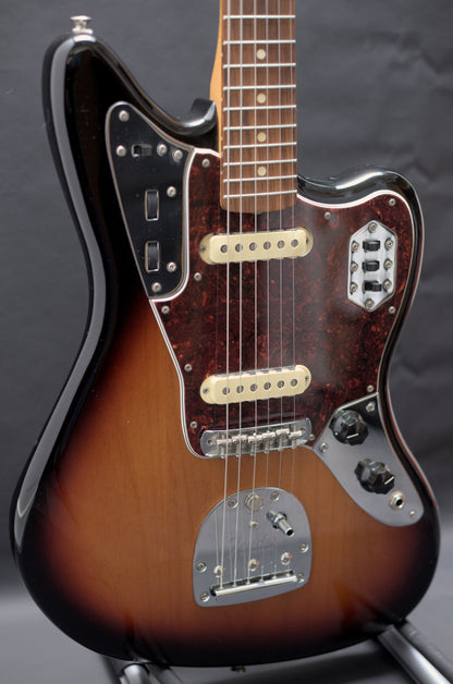 Fender Vintera '60s Jaguar 2021 - 3 Colour Sunburst