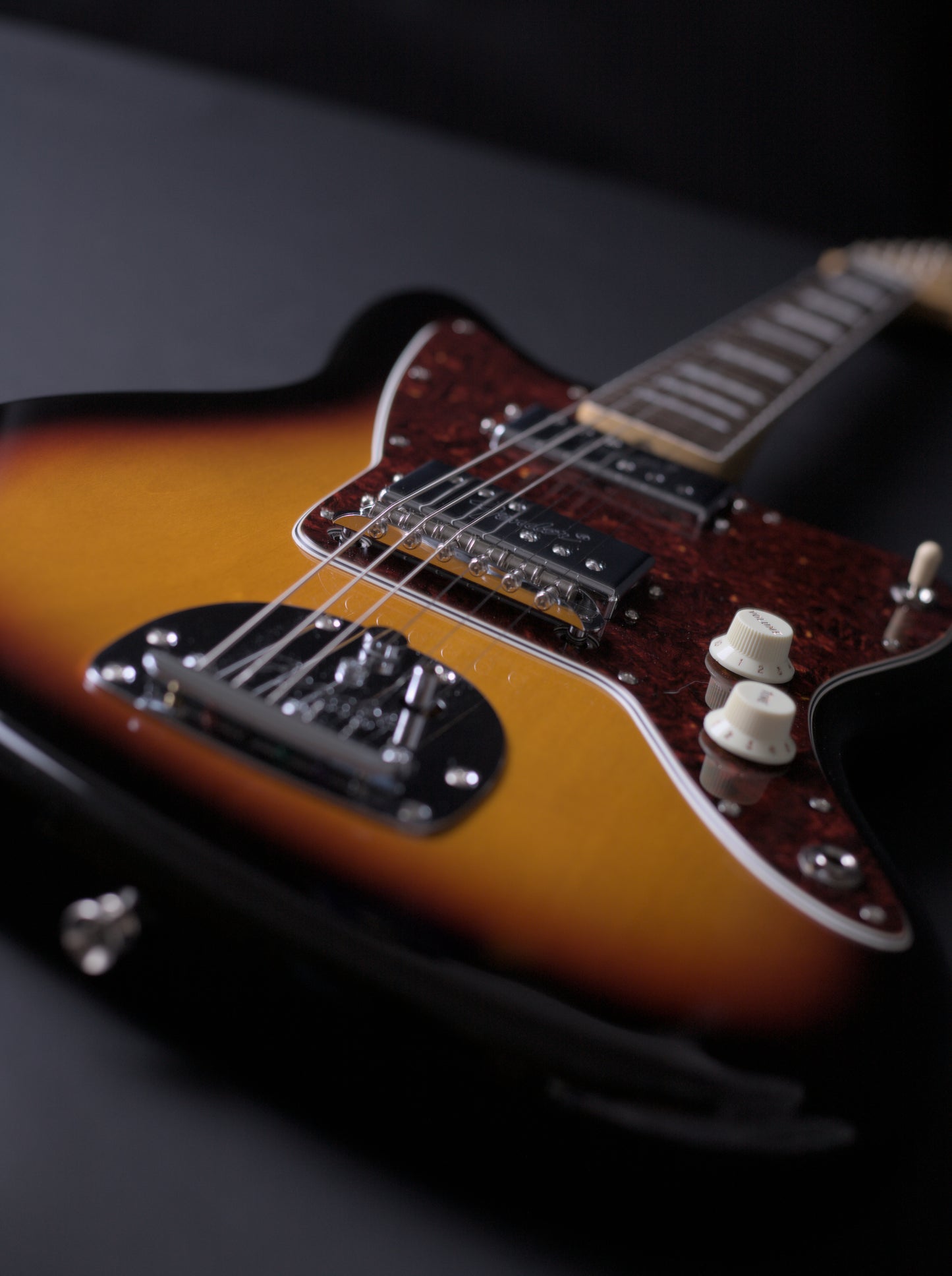 Fender MIJ Traditional Limited Edition '60s Jazzmaster CuNiFe HH 2023 - 3-Colour Sunburst