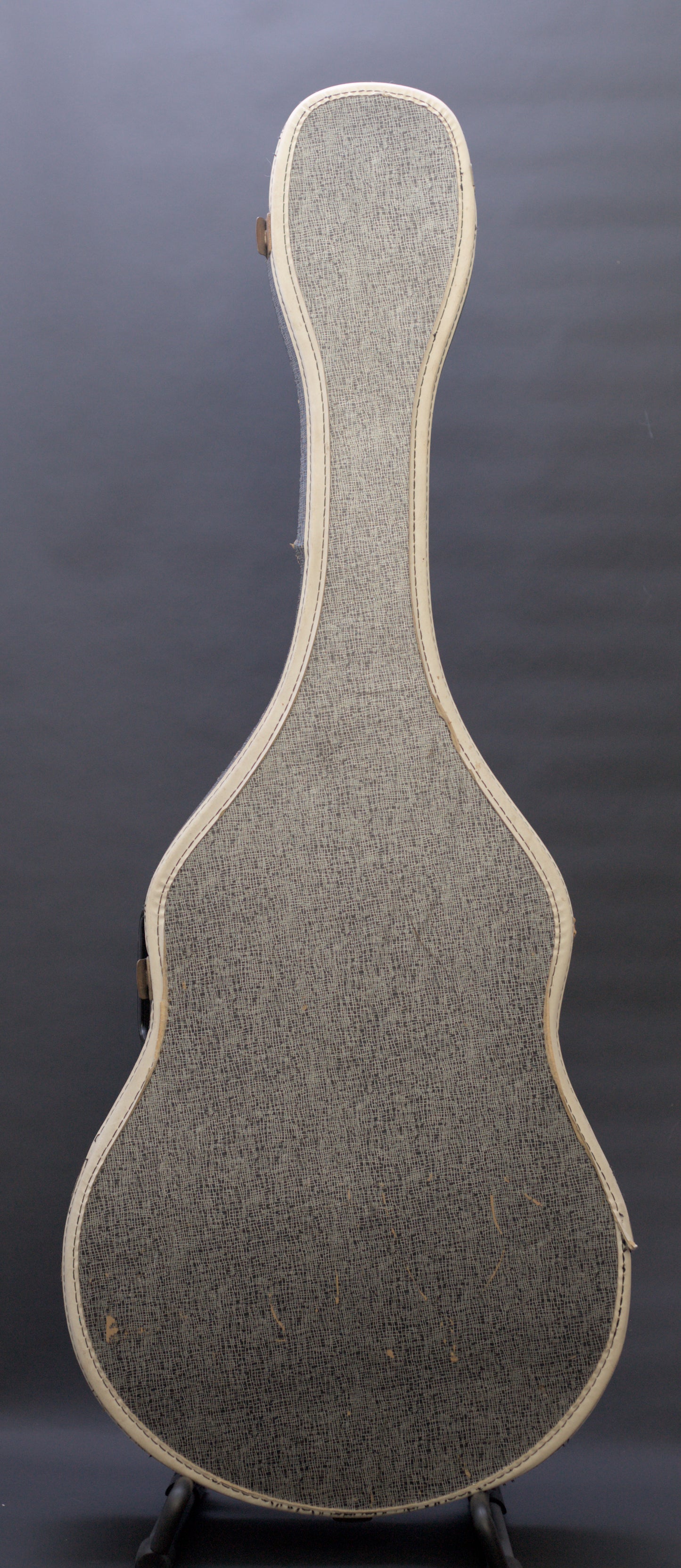 Supro Americana Series Belmont 1572 Vibrato  - Poppy Red with original 1960s case