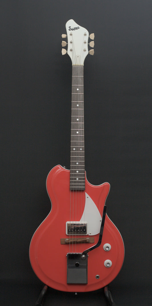 Supro Americana Series Belmont 1572 Vibrato  - Poppy Red with original 1960s case