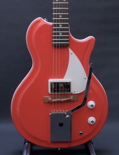 Supro Americana Series Belmont 1572 Vibrato  - Poppy Red with original 1960s case