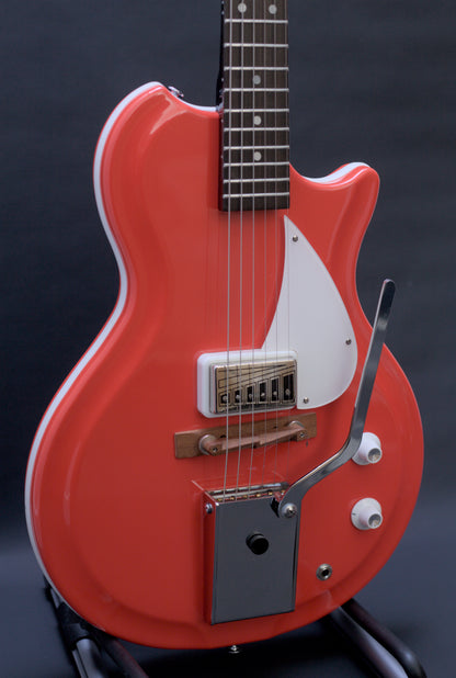 Supro Americana Series Belmont 1572 Vibrato  - Poppy Red with original 1960s case