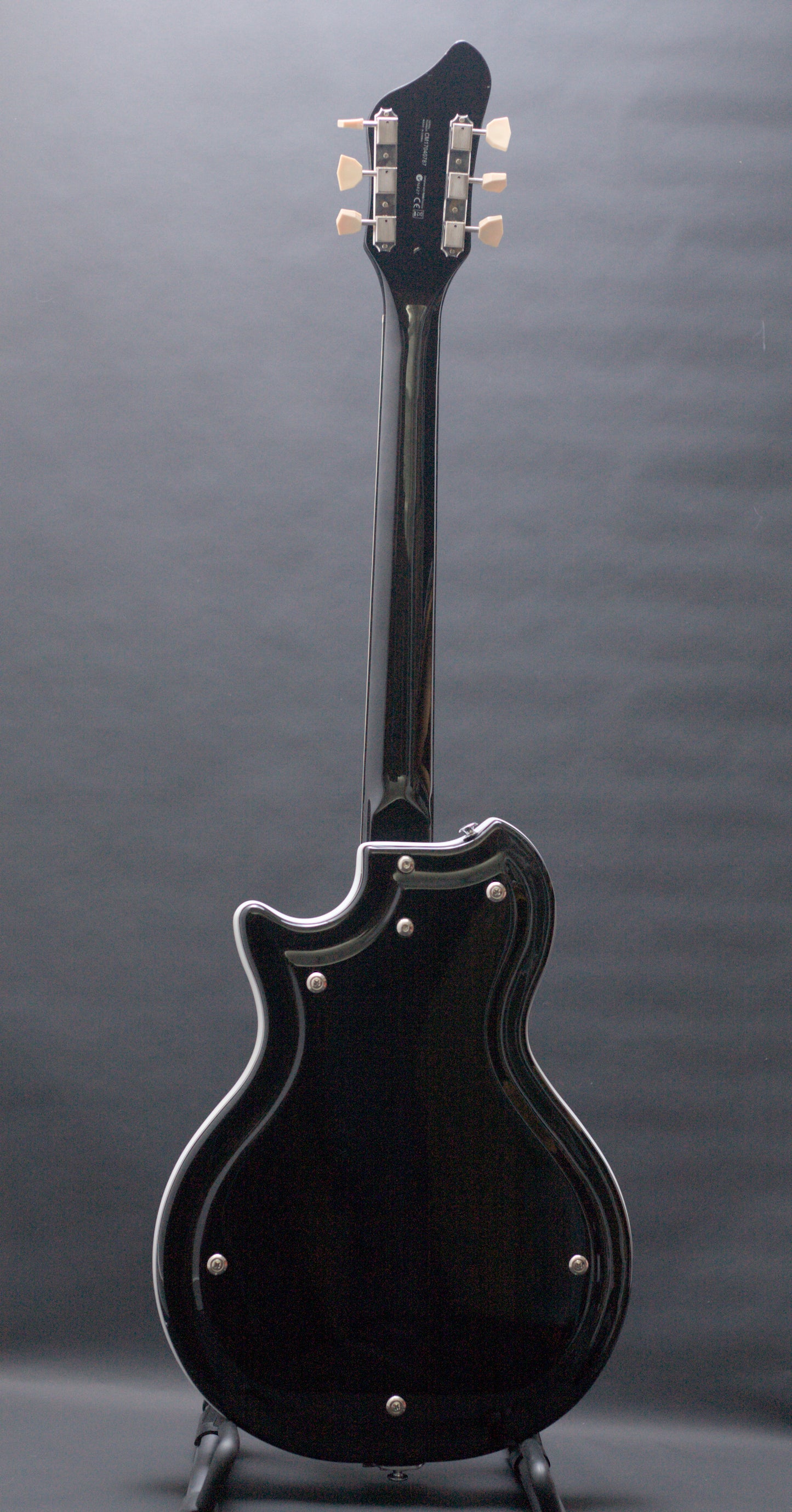 Supro Americana Series Black Holiday 1575JB with Bigsby - Jet Black