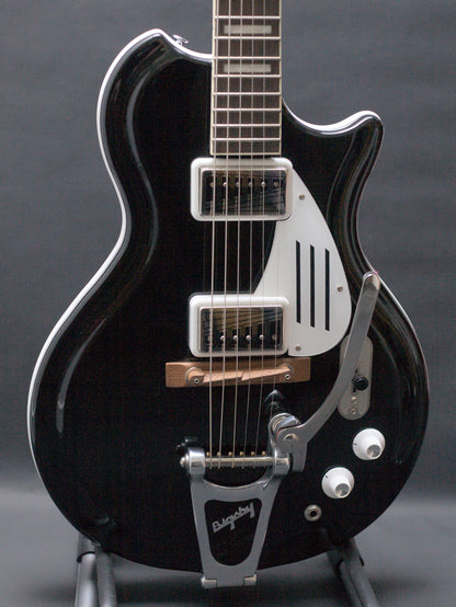 Supro Americana Series Black Holiday 1575JB with Bigsby - Jet Black