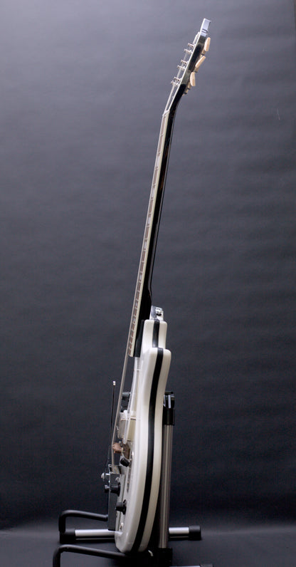 Supro Americana Series White Holiday 1571 Vibrato - Dawn White