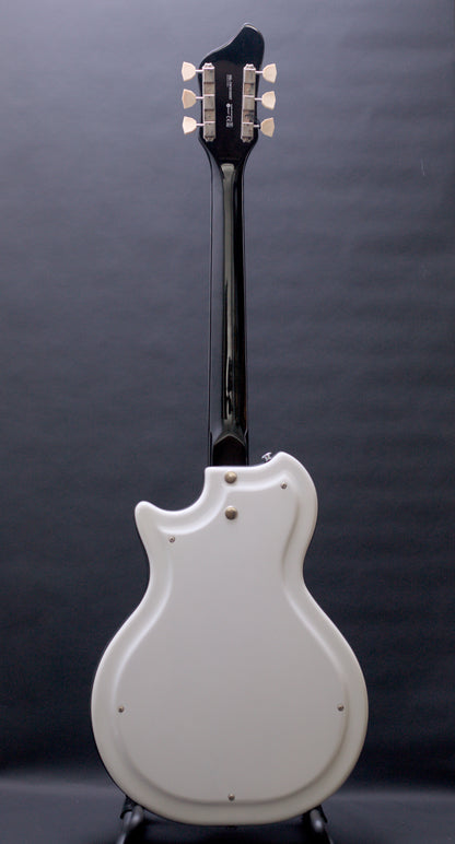 Supro Americana Series White Holiday 1571 Vibrato - Dawn White
