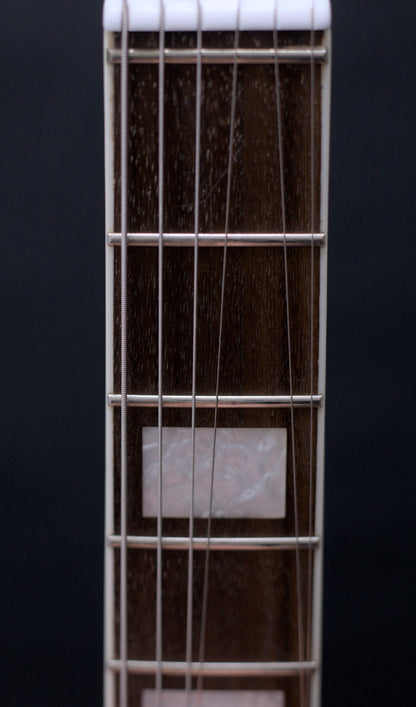 Supro Americana Series White Holiday 1571 Vibrato - Dawn White