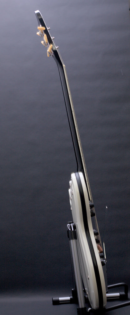 Supro Americana Series Martinique Deluxe 1593 Vibrato - Ermine White