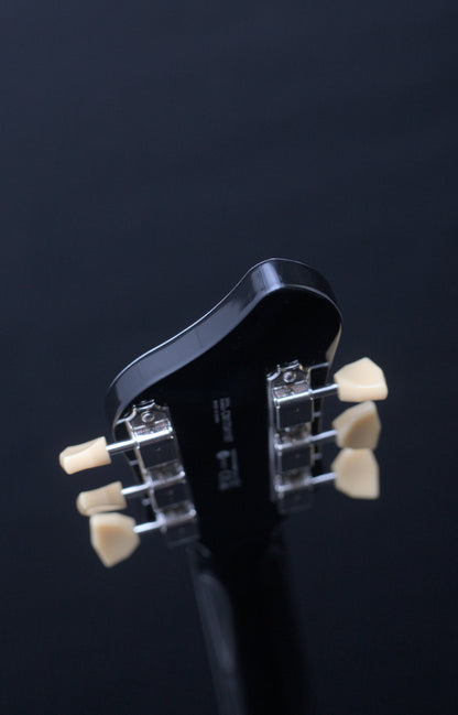 Supro Americana Series Martinique Deluxe 1593 Vibrato - Ermine White