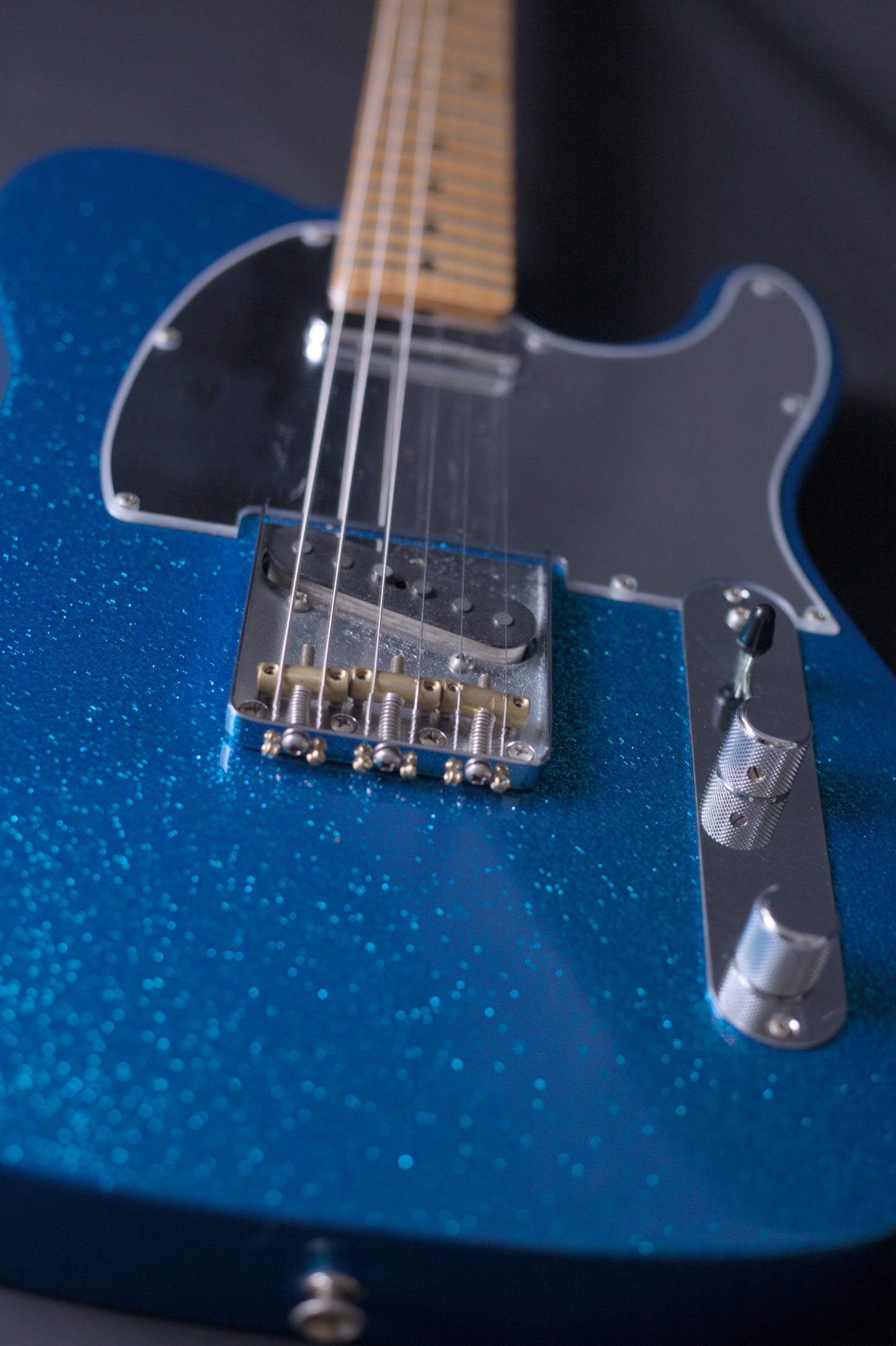 Fender J Mascis Signature Telecaster, Bottle Rocket Blue Flake - MINT