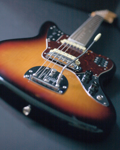 Fender American Original '60s Jaguar - 3-Color Sunburst