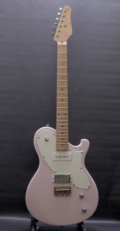 Seth Baccus Shoreline JM H90, Roasted Flame Maple Neck, Aged Nitro Shell Pink