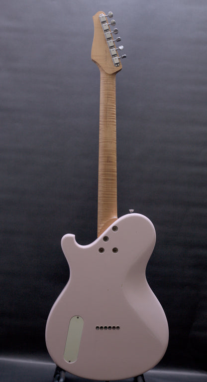 Seth Baccus Shoreline JM H90, Roasted Flame Maple Neck, Aged Nitro Shell Pink
