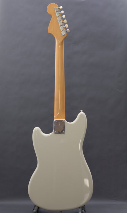 Fender Classic Series '65 Mustang, 2011, Made In Japan, Olympic White