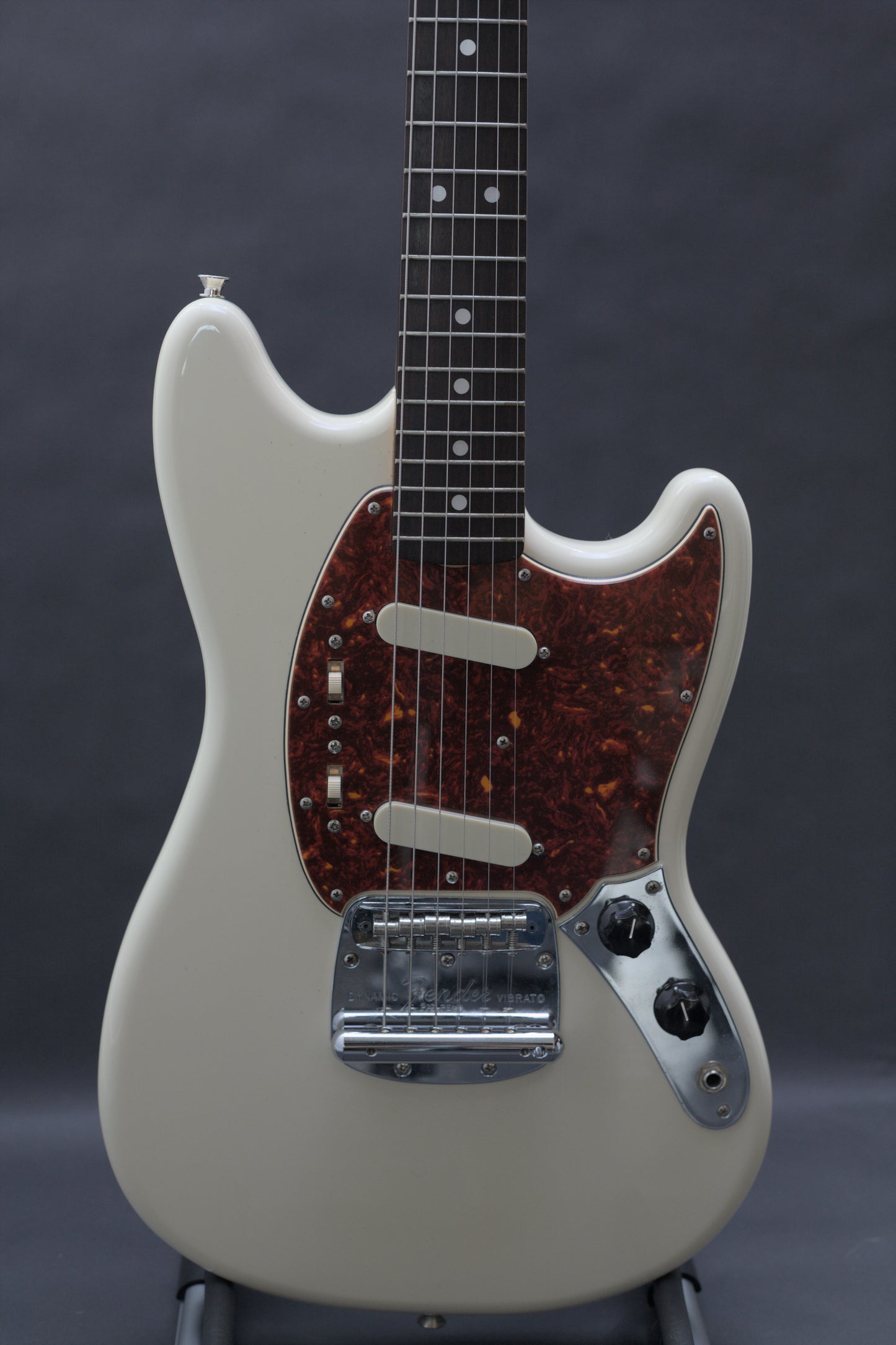 Fender Classic Series '65 Mustang, 2011, Made In Japan, Olympic White