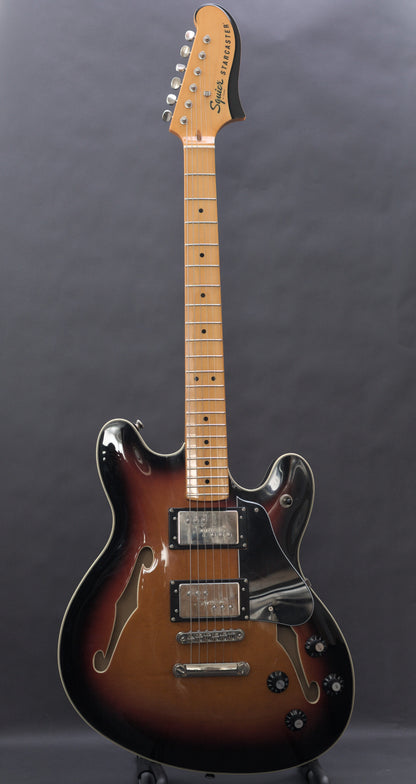 Squier Classic Vibe Starcaster, Maple 3-Colour Sunburst