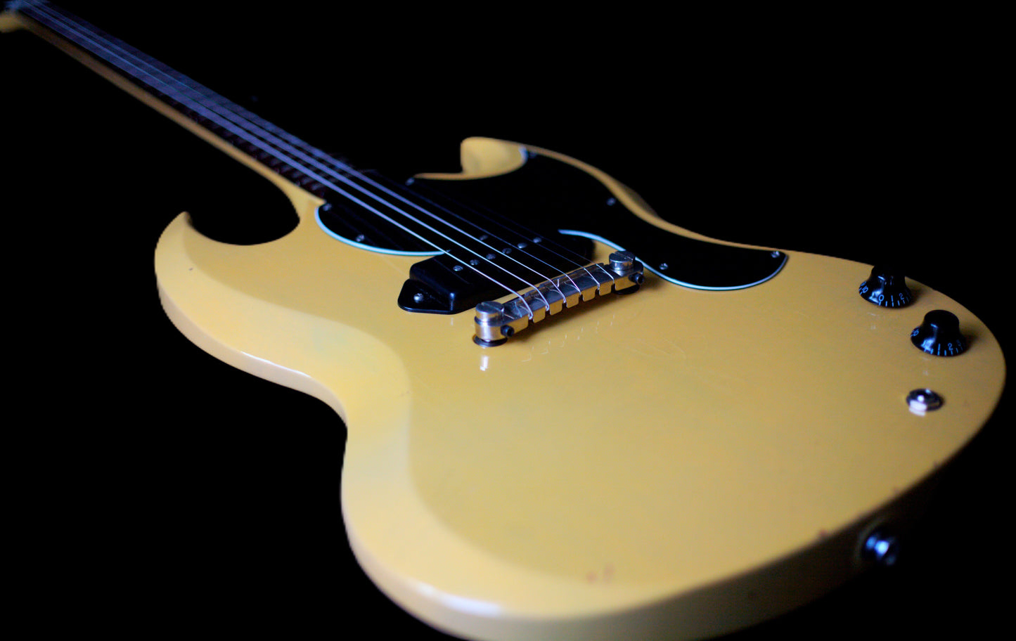 Maybach Albatroz 65 2002, Aged TV Yellow - MINT