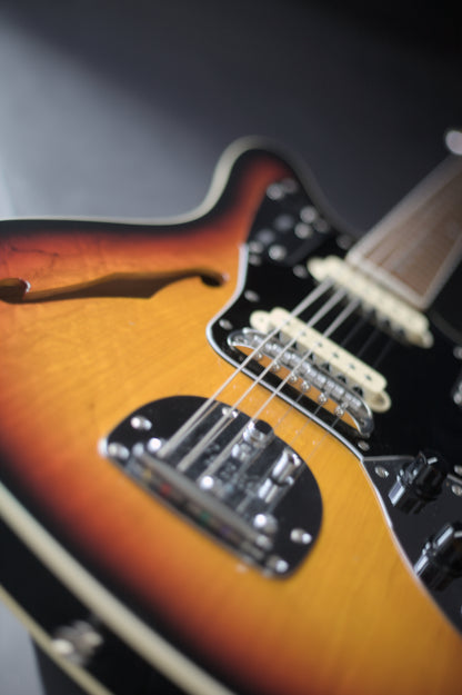 Fender Thinline Jaguar, FSR Limited Edition, MIJ, 2012, Sunburst