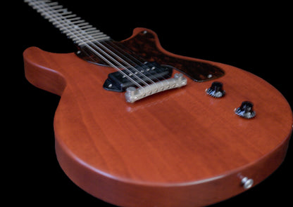 Eastman SB55DC/TV - Antique Classic (Cherry) w/ hard case - 6lbs 8oz - MINT