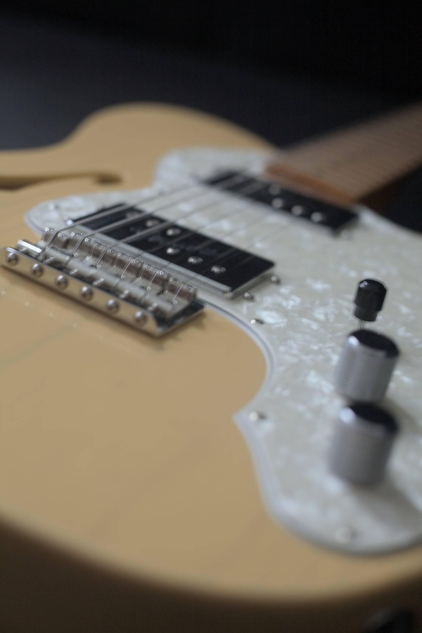 Fender Vintera '70s Telecaster Thinline - Vintage Blonde - MINT - 6lb 9oz w/ gigbag