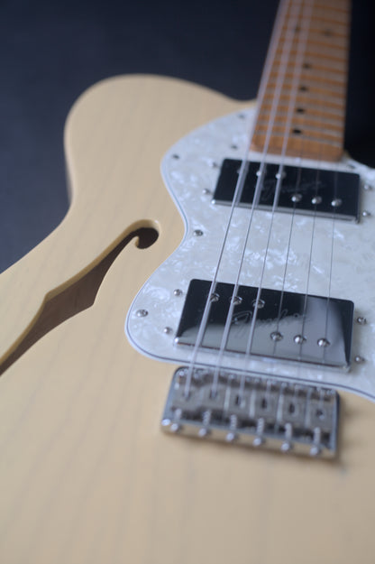 Fender Vintera '70s Telecaster Thinline - Vintage Blonde - MINT - 6lb 9oz w/ gigbag