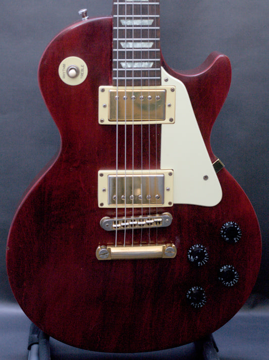 Gibson Les Paul Studio 2005 - Wine Red w/ Gold hardware