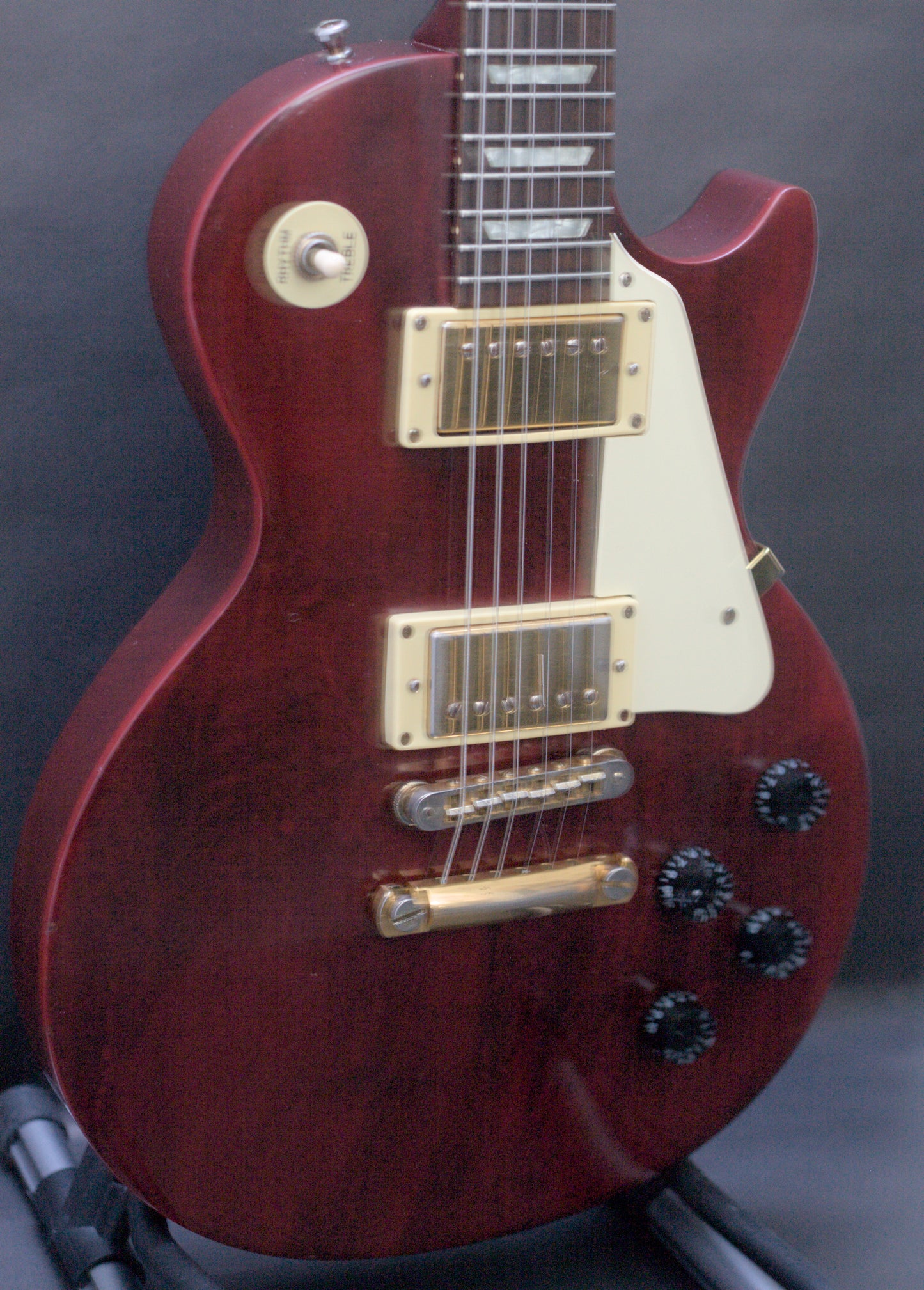 Gibson Les Paul Studio 2005 - Wine Red w/ Gold hardware