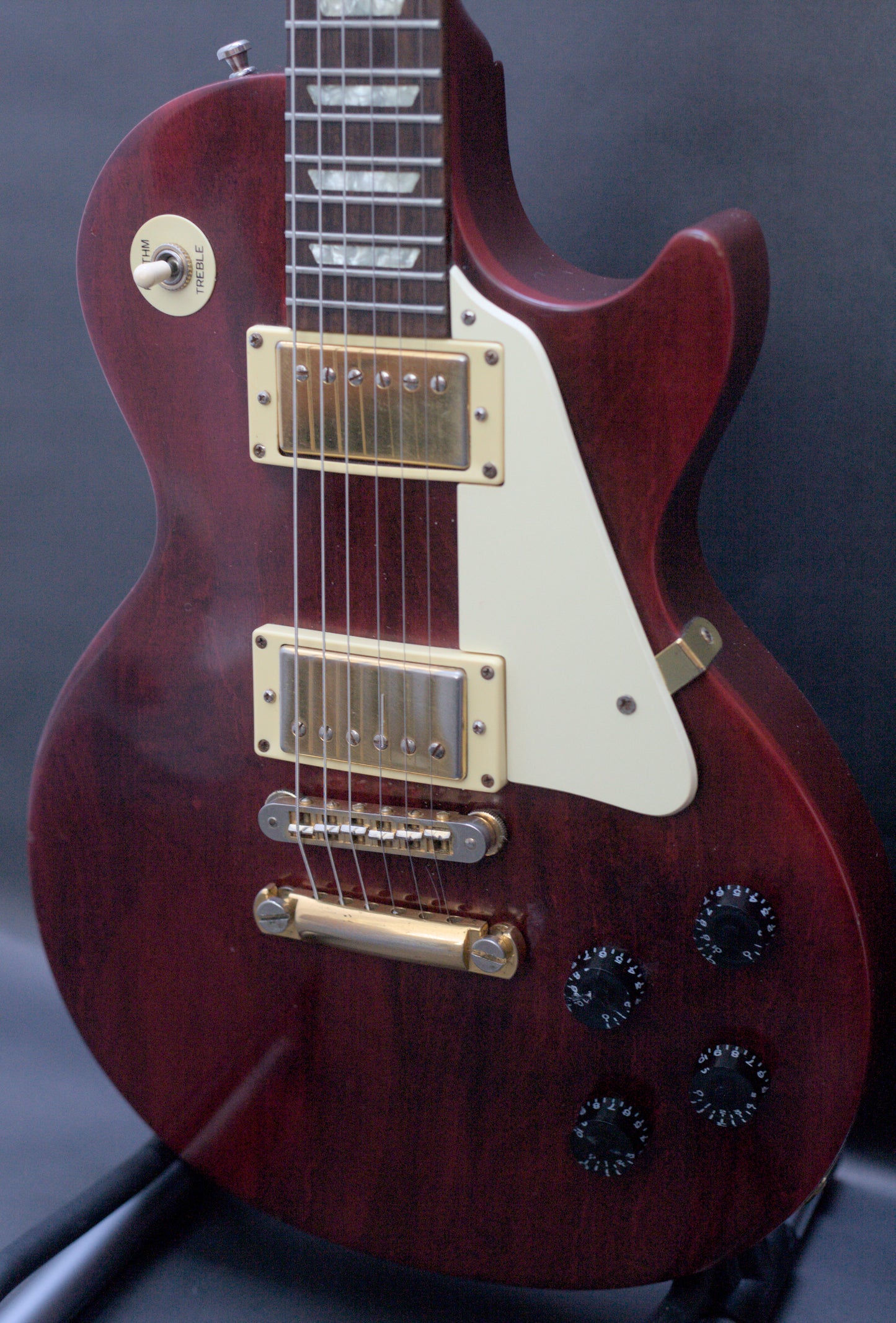 Gibson Les Paul Studio 2005 - Wine Red w/ Gold hardware