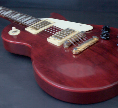 Gibson Les Paul Studio 2005 - Wine Red w/ Gold hardware