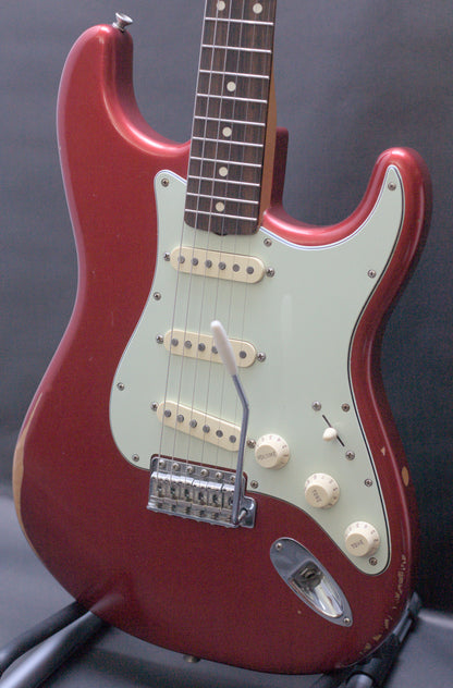 Fender FSR Road Worn '60s Stratocaster 2020 - Candy Apple Red w/ case