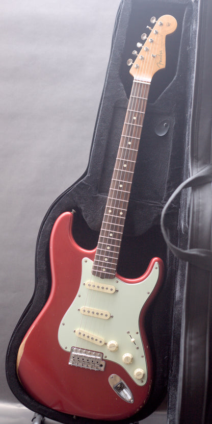 Fender FSR Road Worn '60s Stratocaster 2020 - Candy Apple Red w/ case